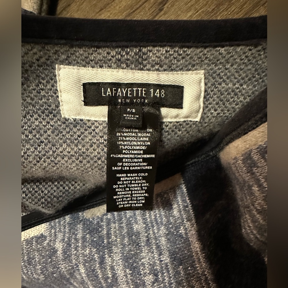 Lafayette 148 New York Open Front Wool Blend Poncho. Size S - Picture 8 of 11